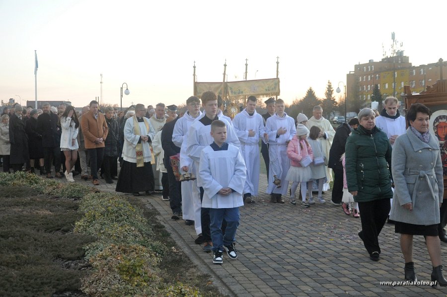 36 Procesja rezurekcyjna.jpg